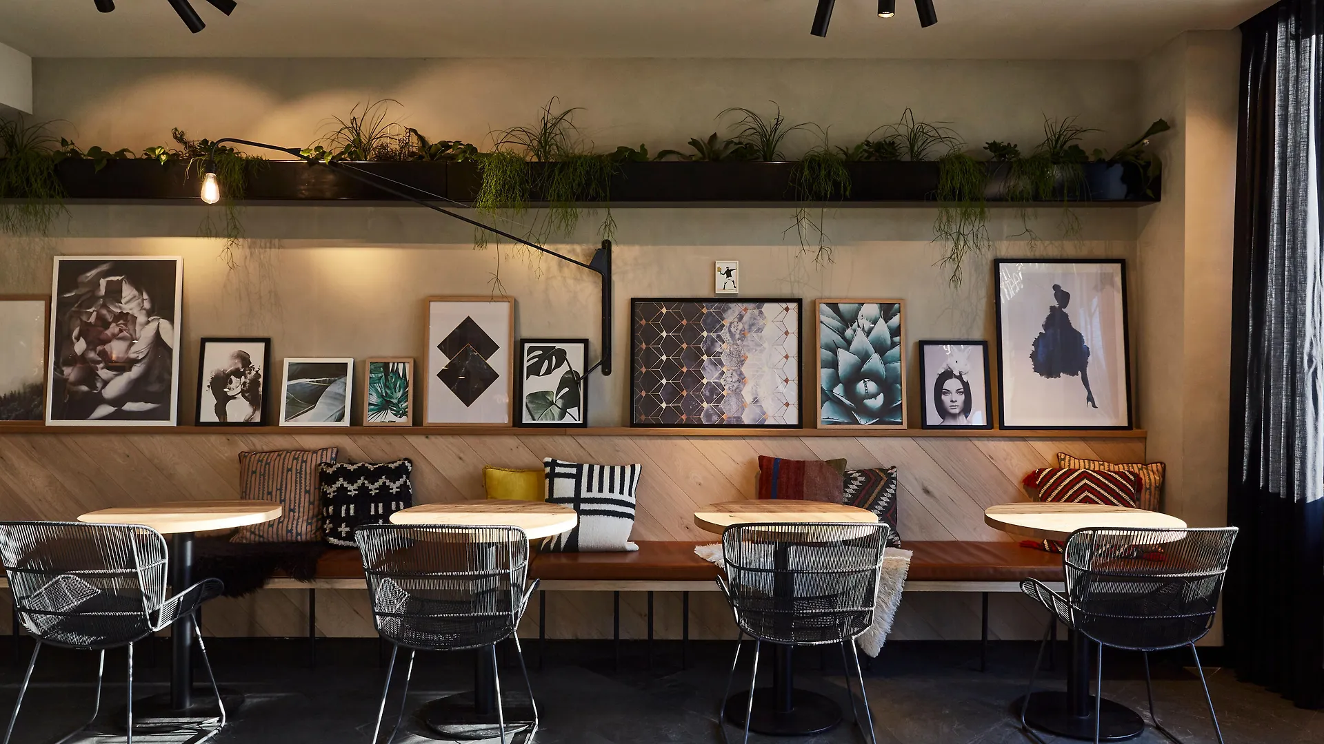 Hotel Indigo Antwerp City Centre By Ihg